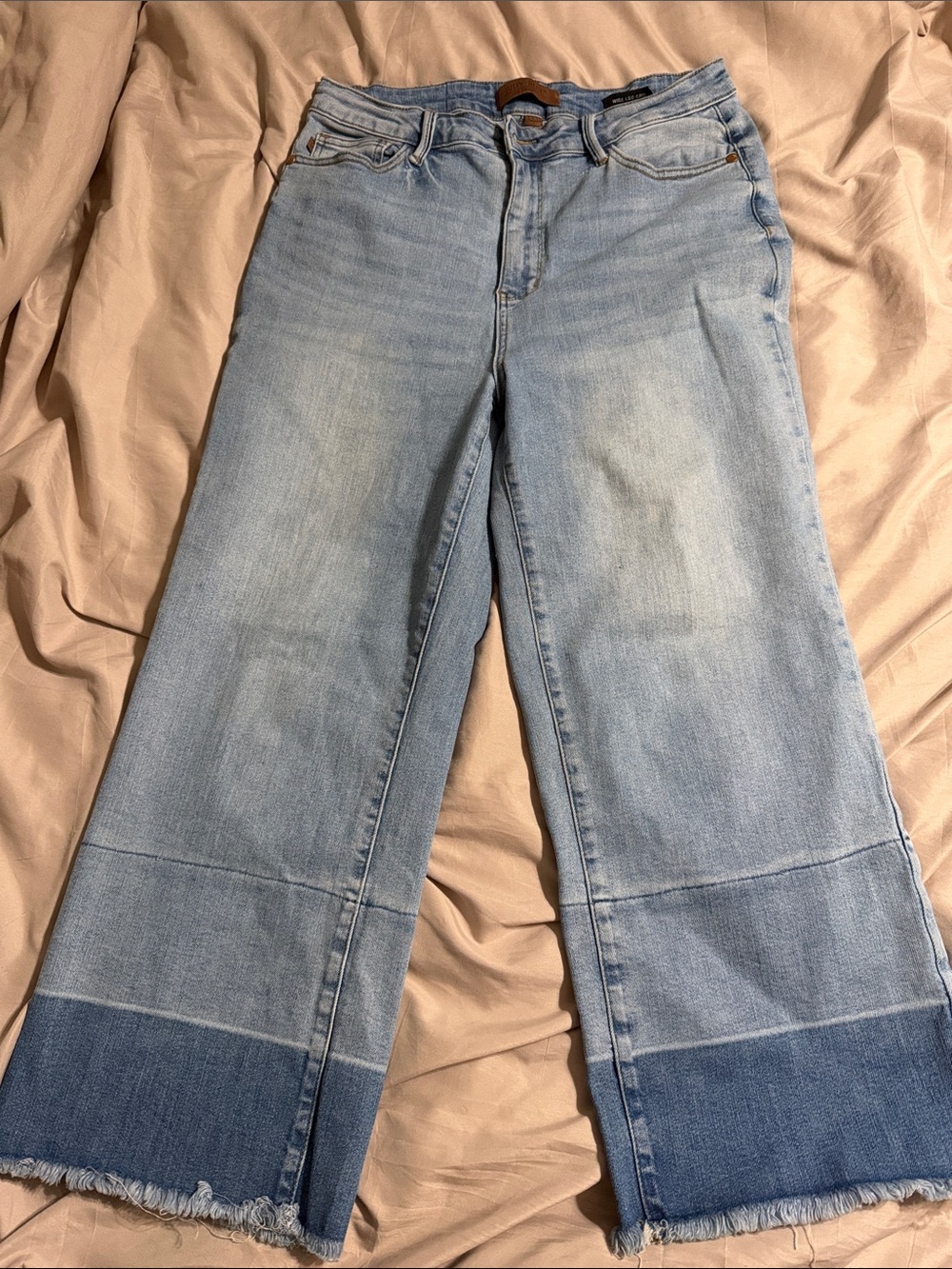 Judy Blue Two-Tone Wide Leg Crop Jeans in Light and Dark Blue